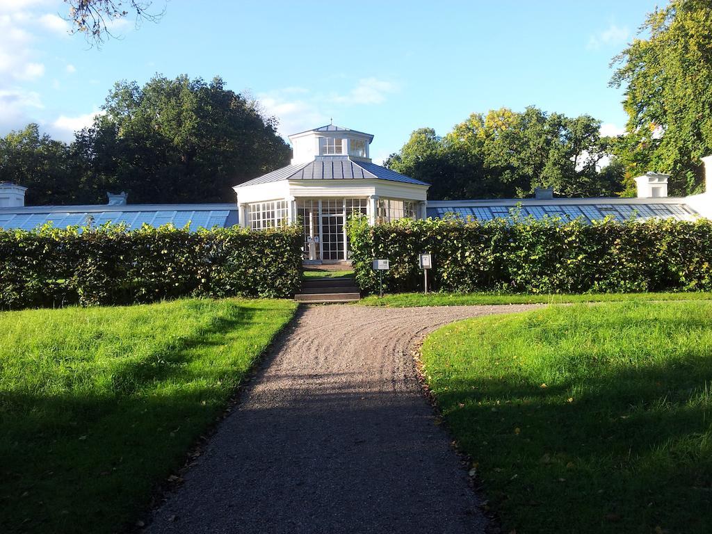 VagnhäradTullgarns Vardshus住宿加早餐旅馆 外观 照片